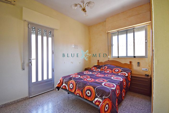 Image No.13-4 Bed Property for sale