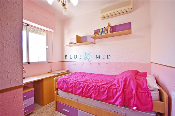 Image No.15-4 Bed Property for sale