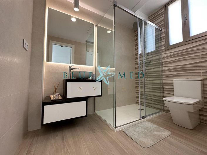 Image No.10-3 Bed Villa for sale