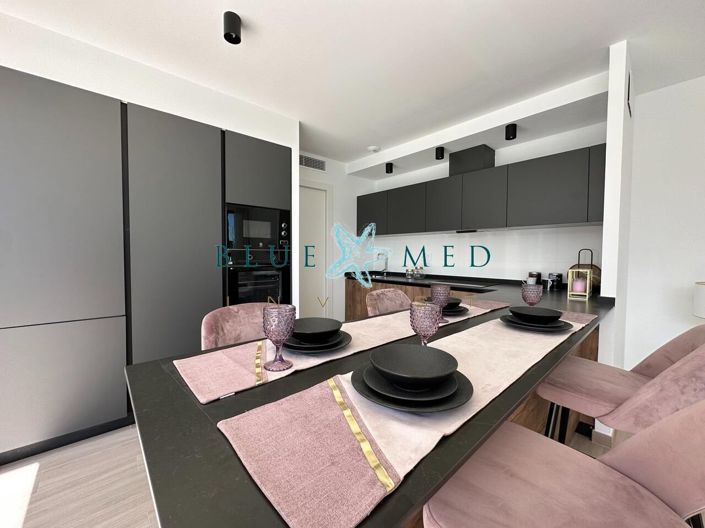 Image No.12-3 Bed Villa for sale