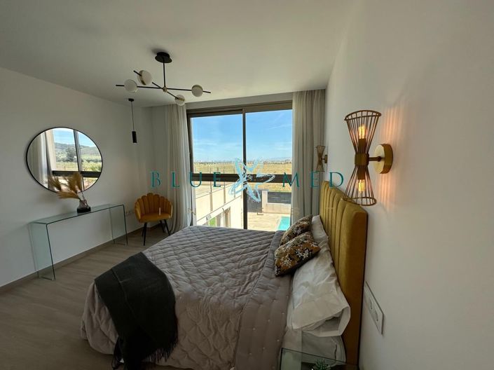 Image No.7-3 Bed Villa for sale