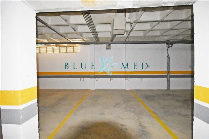 Image No.24-3 Bed Flat for sale