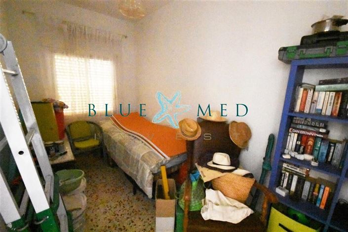 Image No.19-3 Bed House for sale