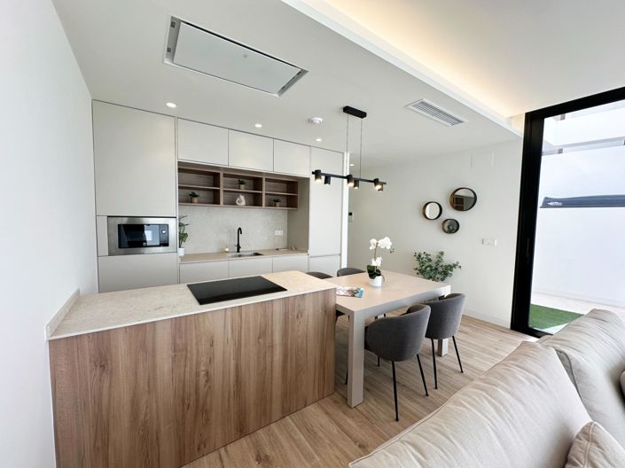 Image No.19-3 Bed Villa for sale