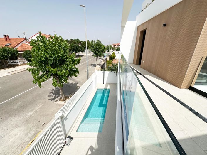 Image No.23-3 Bed Villa for sale