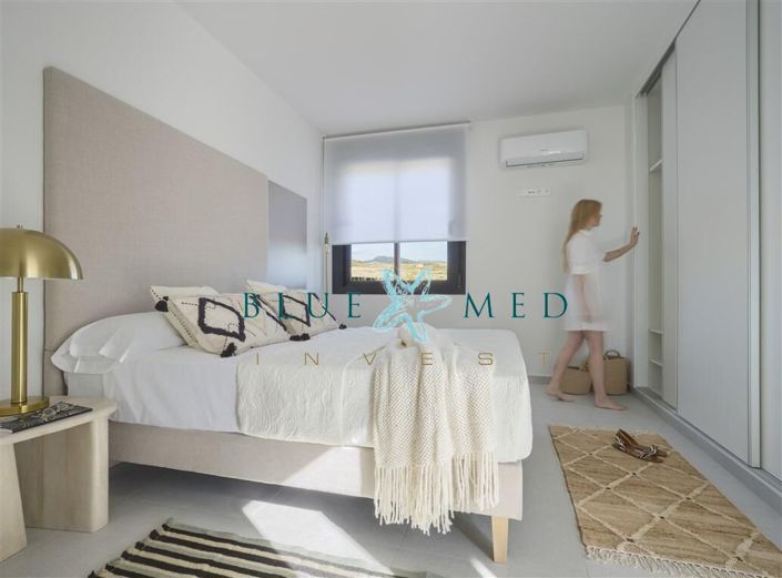 Image No.36-3 Bed Villa for sale