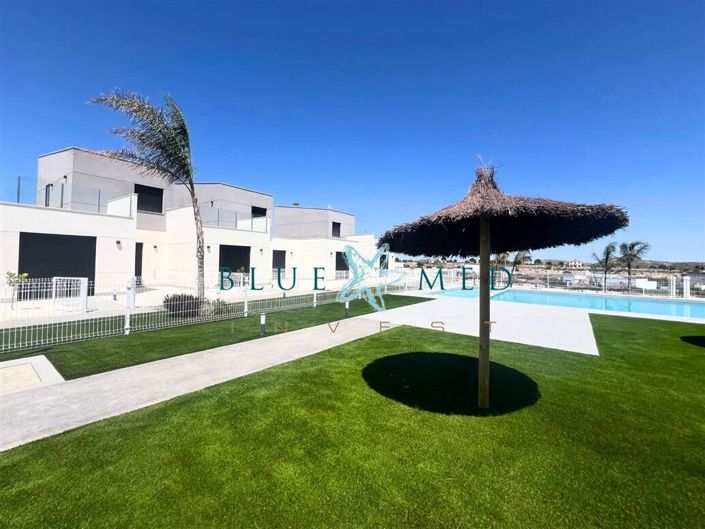 Image No.41-3 Bed Villa for sale