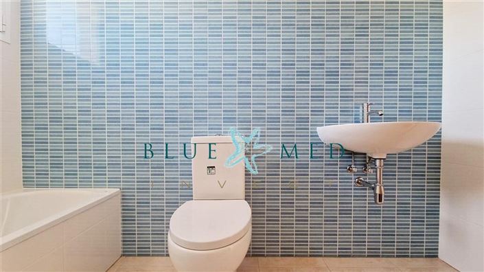 Image No.20-4 Bed Villa for sale