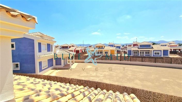 Image No.48-4 Bed Villa for sale