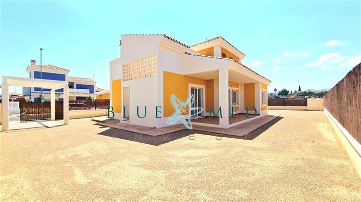 Image No.17-3 Bed Villa for sale