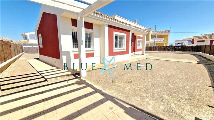 Image No.29-3 Bed Villa for sale