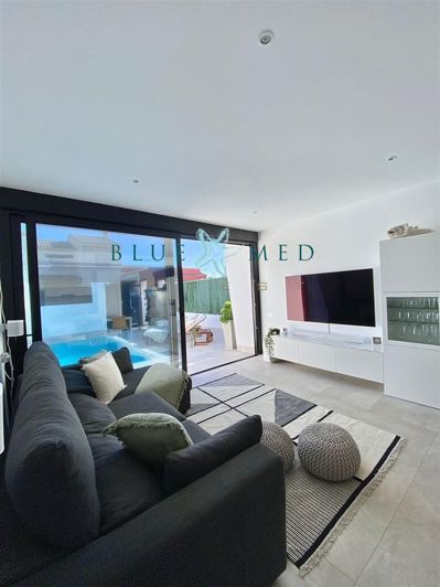 Image No.17-3 Bed Villa for sale