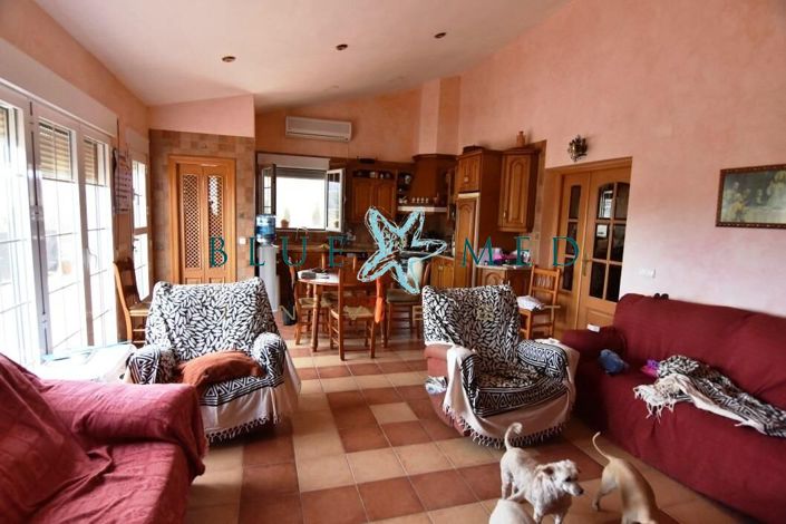 Image No.8-4 Bed Country House for sale