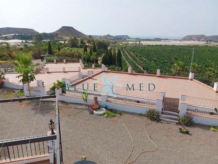 Image No.12-7 Bed Villa for sale