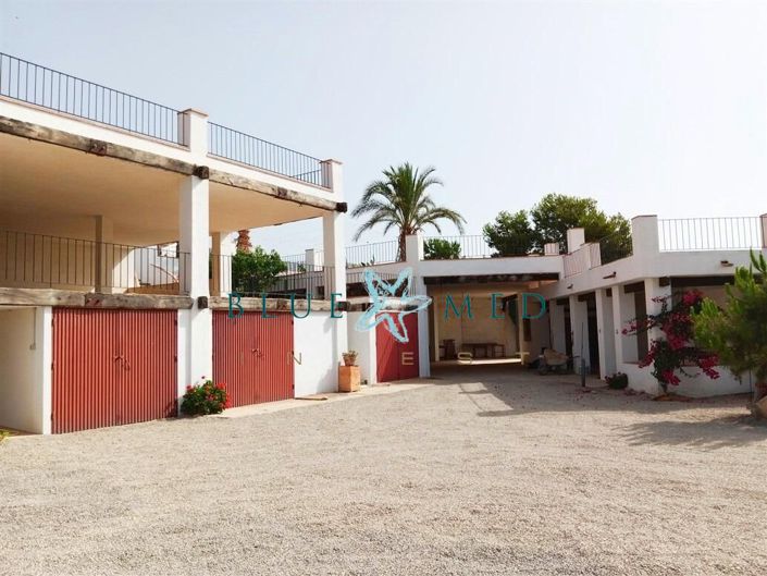 Image No.38-7 Bed Villa for sale