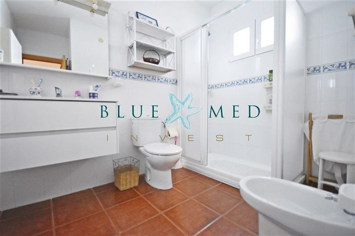 Image No.24-8 Bed Villa for sale