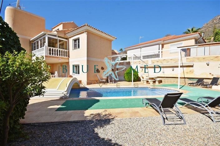 Image No.1-5 Bed Villa for sale