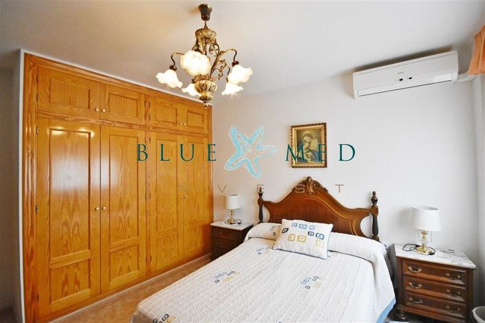 Image No.13-3 Bed Flat for sale
