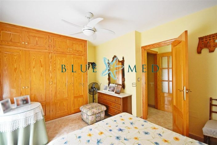 Image No.16-3 Bed Flat for sale