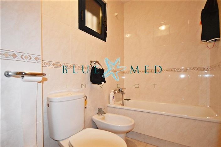 Image No.23-3 Bed Flat for sale