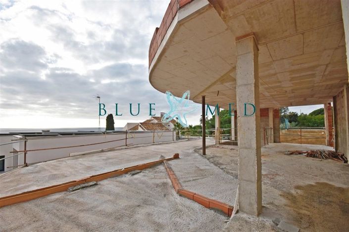 Image No.3-3 Bed Villa for sale