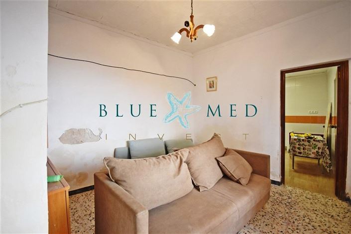 Image No.1-2 Bed House for sale