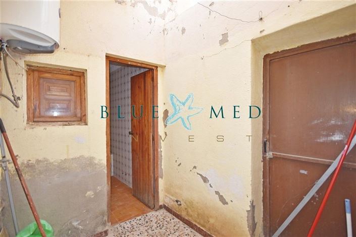 Image No.17-2 Bed House for sale