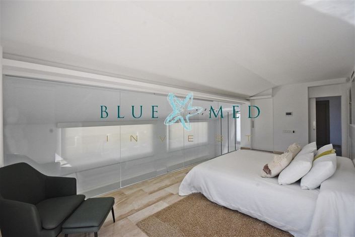 Image No.32-4 Bed Villa for sale