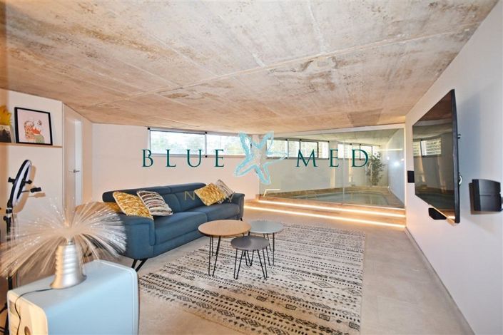 Image No.42-4 Bed Villa for sale