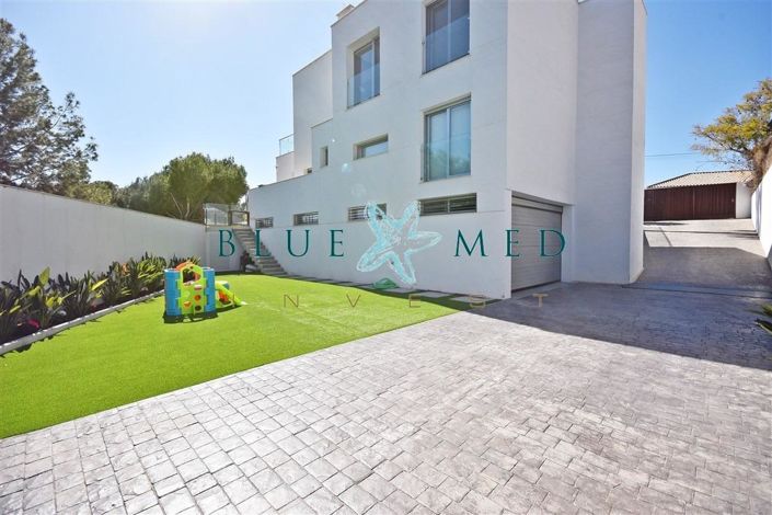 Image No.46-4 Bed Villa for sale