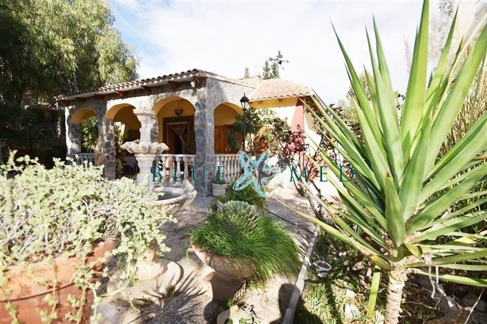 Image No.1-2 Bed Villa for sale