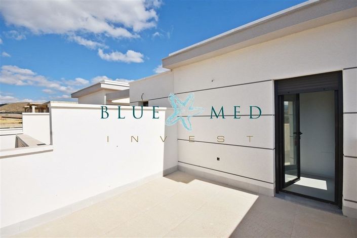 Image No.2-3 Bed Villa for sale