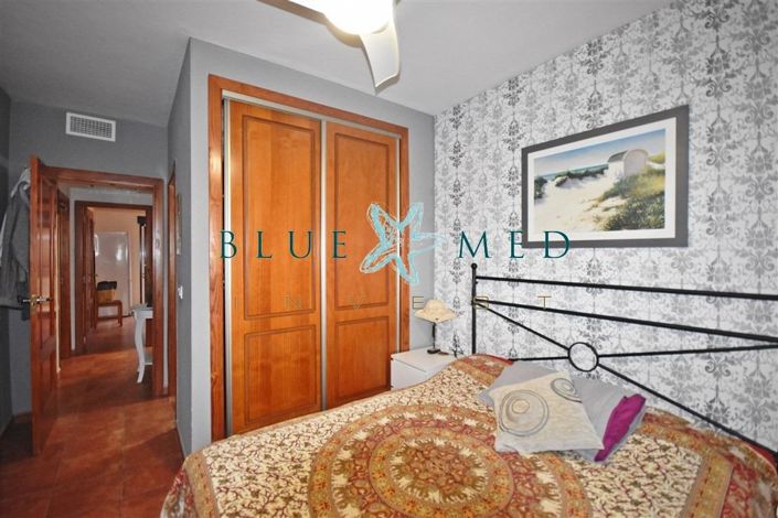 Image No.11-6 Bed Flat for sale