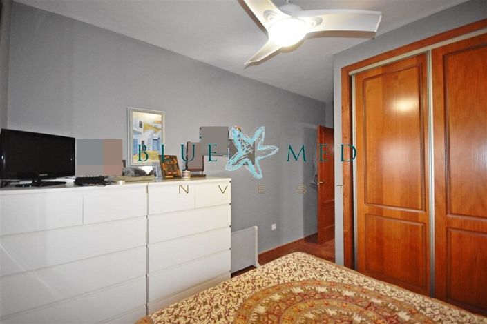 Image No.12-6 Bed Flat for sale