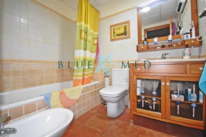 Image No.13-6 Bed Flat for sale