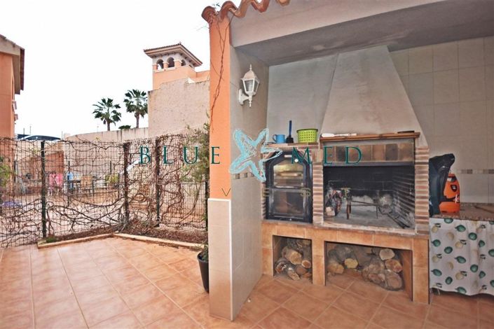 Image No.20-6 Bed Flat for sale