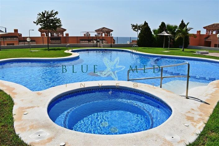 Image No.33-6 Bed Flat for sale