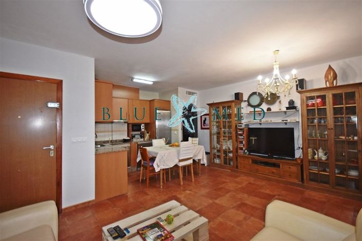 Image No.6-6 Bed Flat for sale