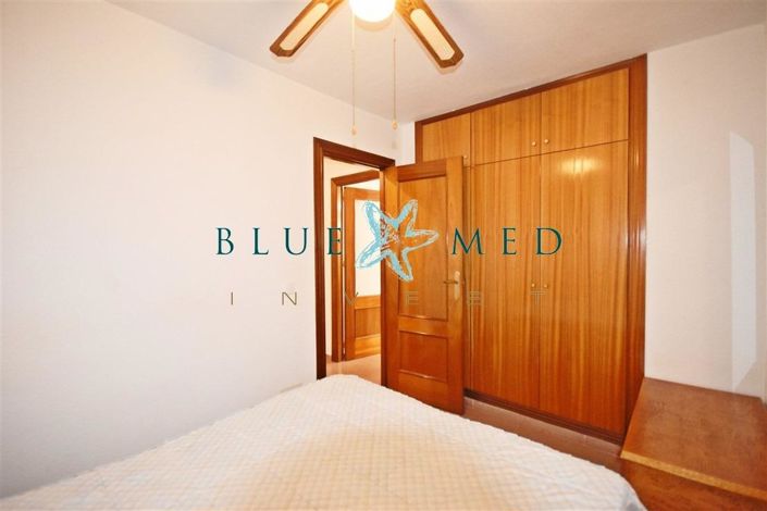 Image No.13-3 Bed Flat for sale