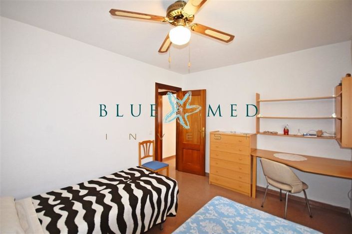 Image No.16-3 Bed Flat for sale