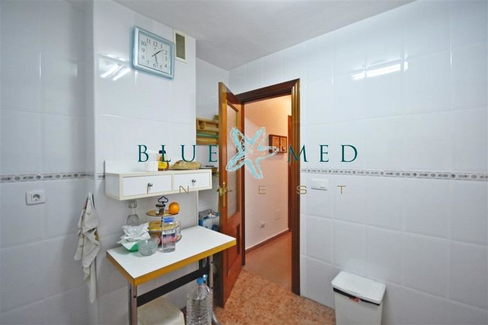 Image No.7-3 Bed Flat for sale