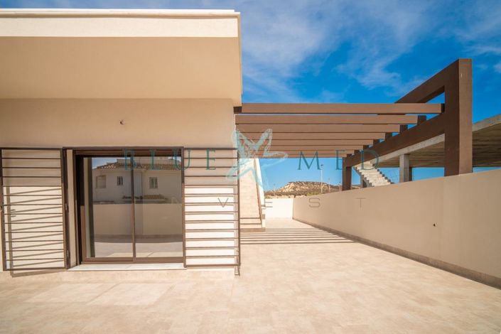 Image No.3-3 Bed Villa for sale