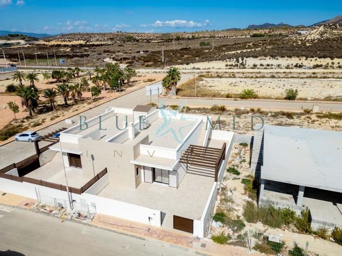 Image No.22-3 Bed Villa for sale