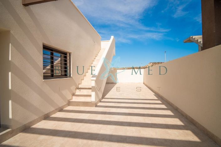 Image No.4-3 Bed Villa for sale