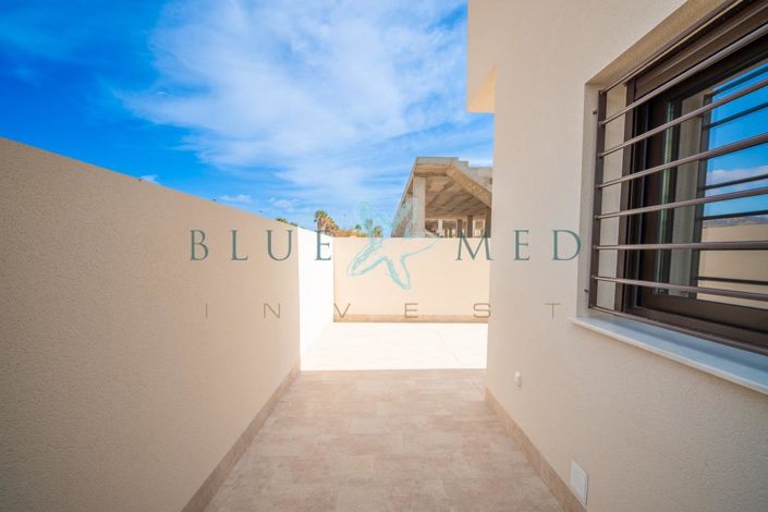 Image No.6-3 Bed Villa for sale