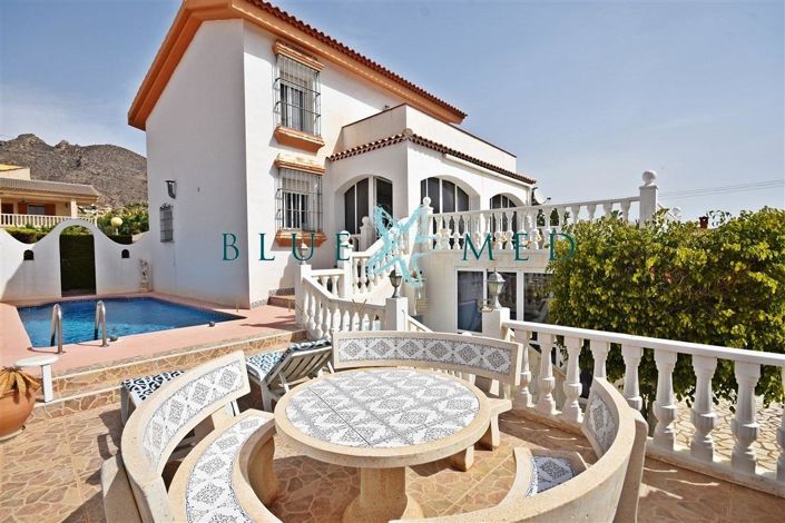 Image No.1-Villa de 5 chambres à vendre à Bolnuevo
