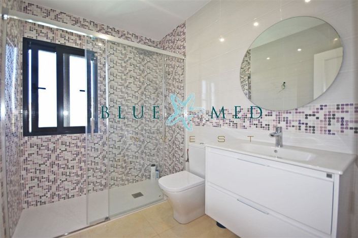 Image No.20-4 Bed Villa for sale