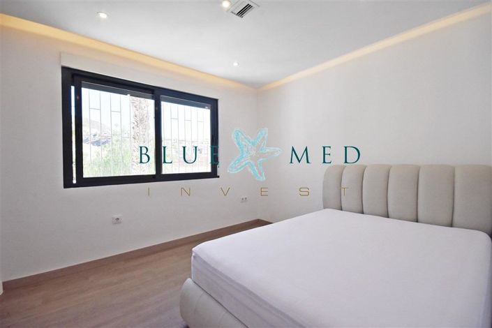 Image No.21-4 Bed Villa for sale