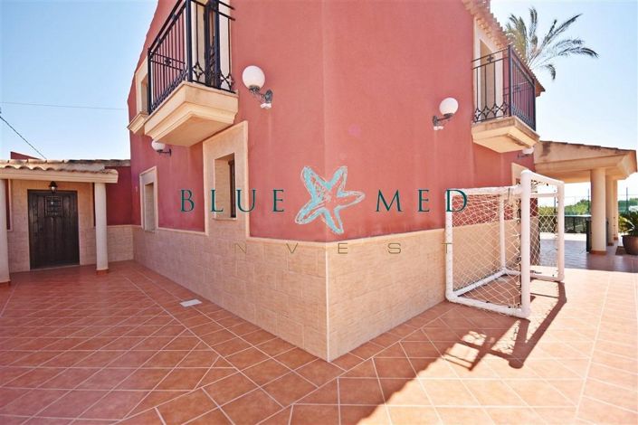 Image No.34-5 Bed Villa for sale