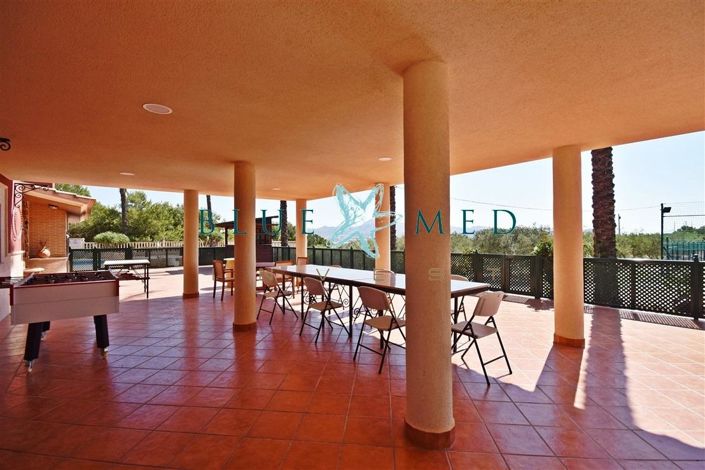 Image No.6-5 Bed Villa for sale